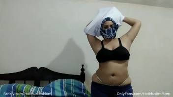Real Horny Chubby Arab BBW In Hijabi Masturbates Squirting Fat Pussy On Webcam